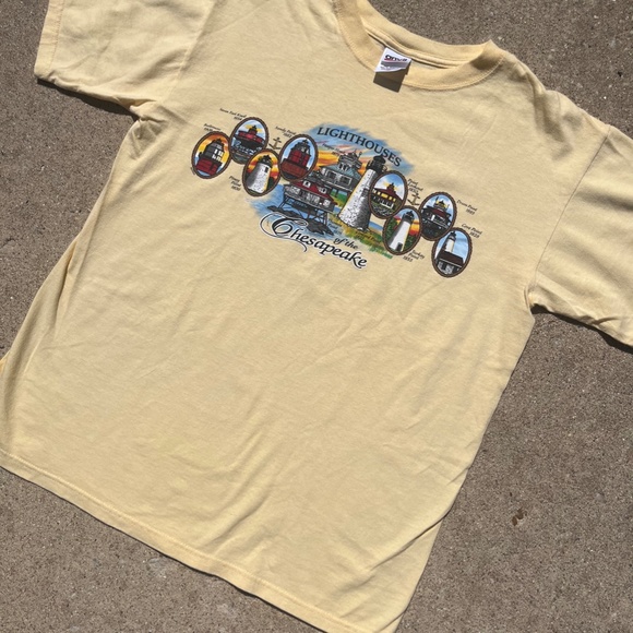 Vintage Chesapeake Bay Shirt Size S/M Anvil Y2K Lighthouses Tan Graphic Tee - Picture 2 of 3
